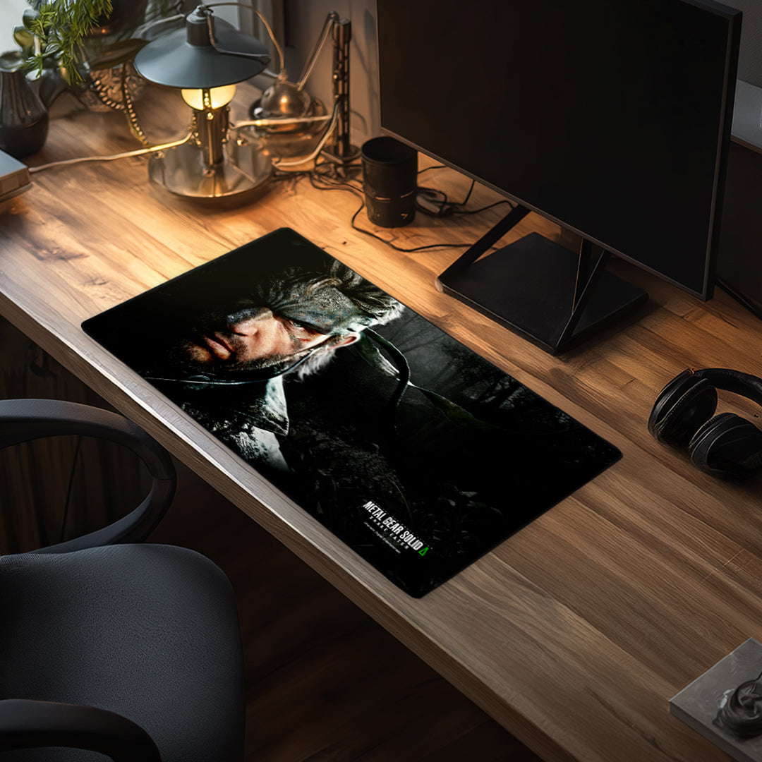 METAL GEAR SOLID Δ: SNAKE EATER | Naked Snake Gaming Mouse Pad