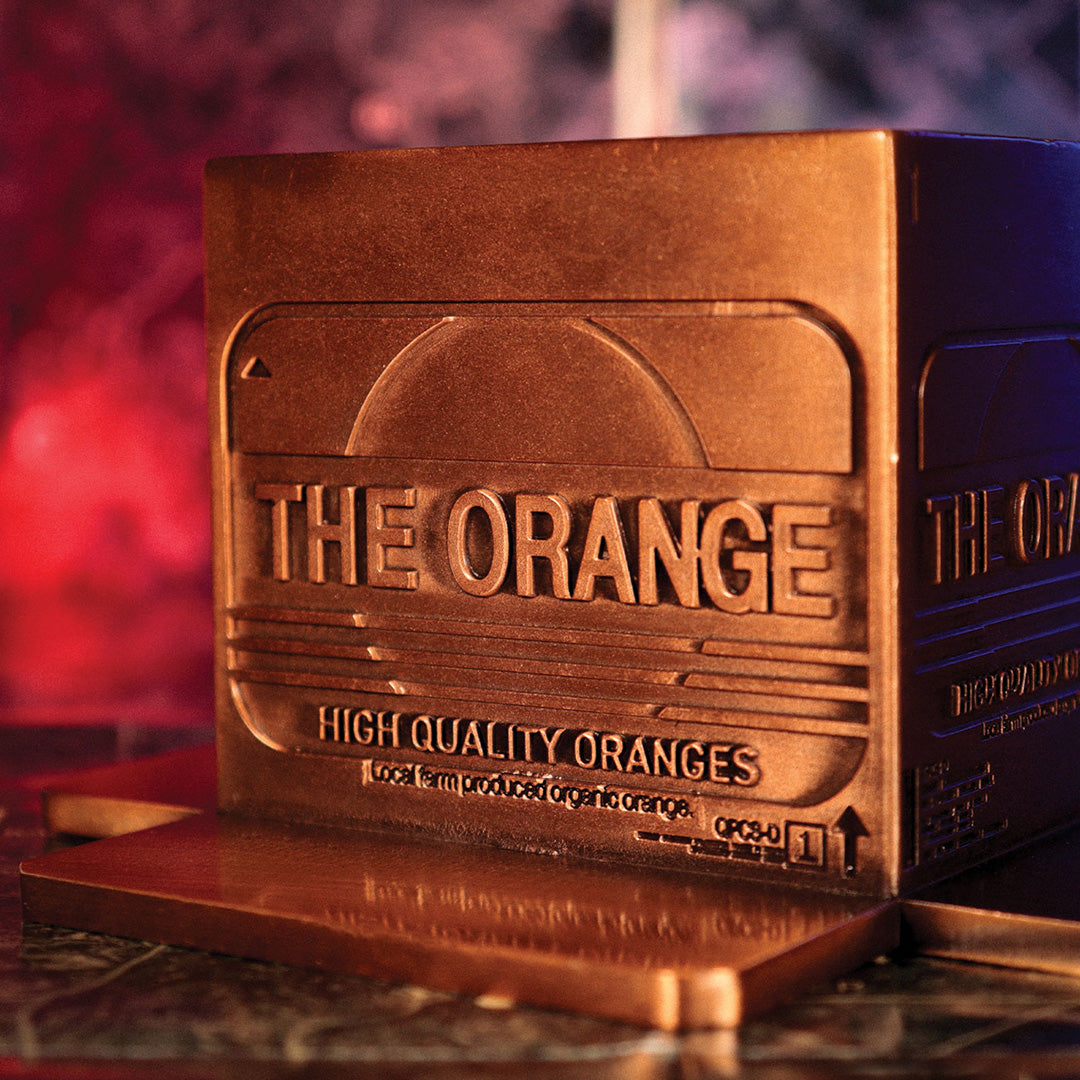 Metal Gear Solid 2: Replica Antique Gold Plated Cardboard Box